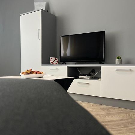 Sea Garden Apartment Varna Bagian luar foto