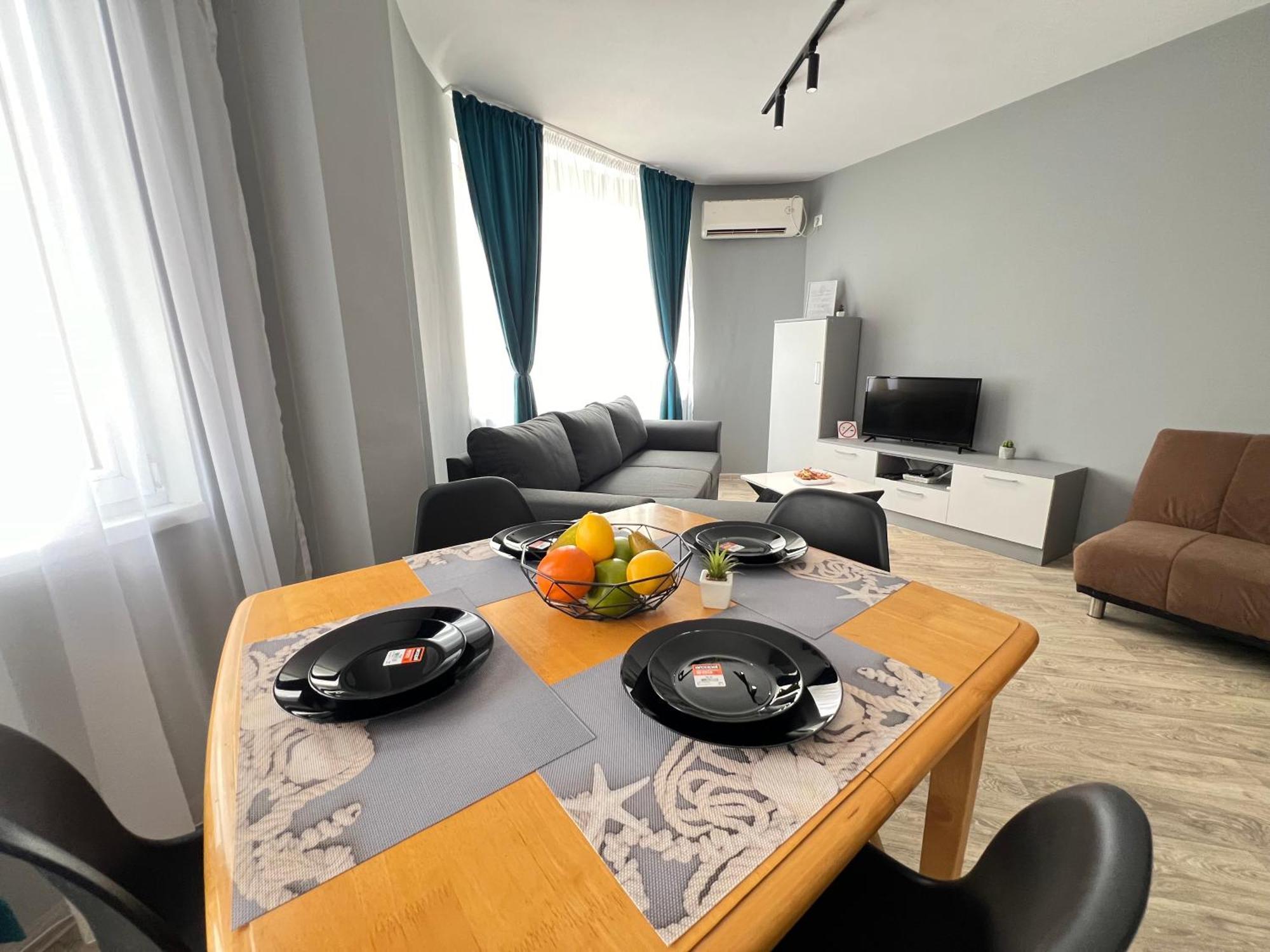 Sea Garden Apartment Varna Bagian luar foto